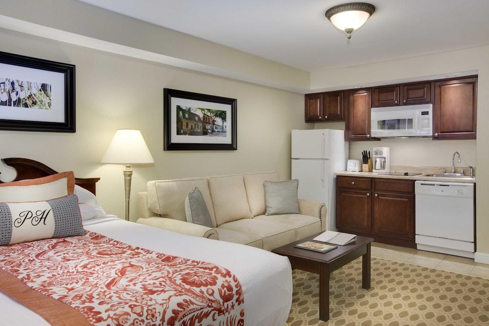Bluegreen Vacations Patrick Henry Sqr, Ascend Resort Collection Williamsburg Exterior photo