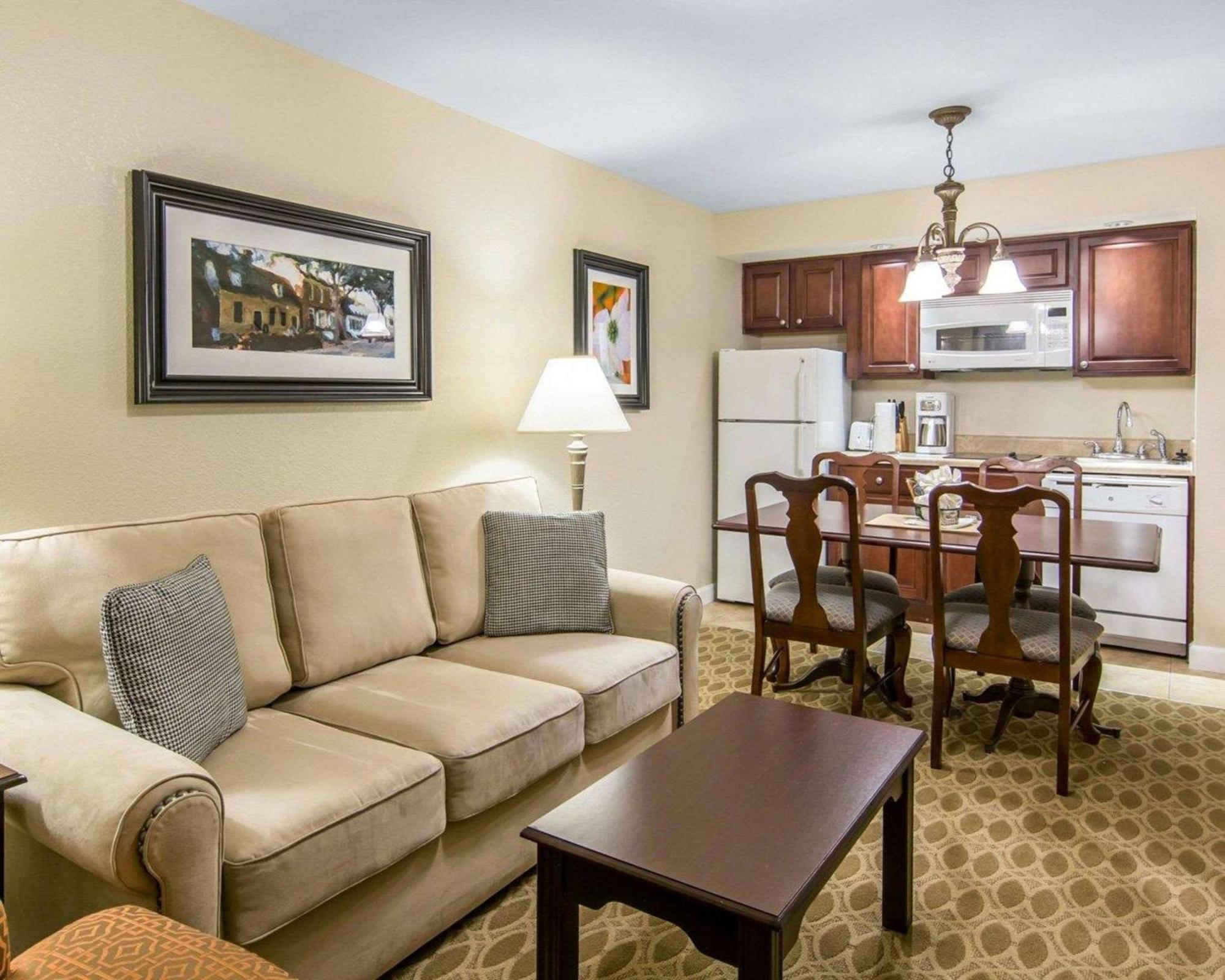 Bluegreen Vacations Patrick Henry Sqr, Ascend Resort Collection Williamsburg Exterior photo